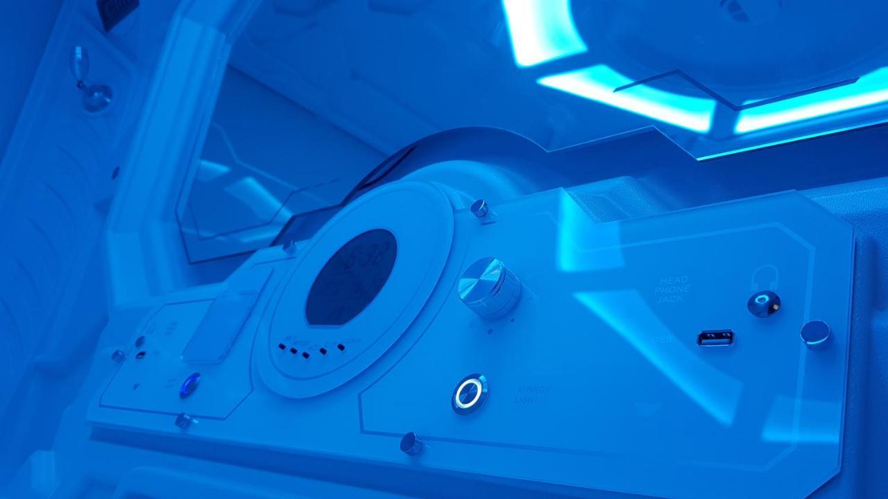 Apollo Capsule Hotel Ende Exterior foto
